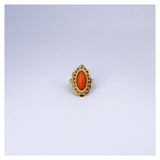 Vintage ring met bloedkoraal en antieke sierrand