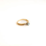 Vintage ring met blauwe diamant