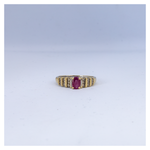 Vintage ring met robijn en diamantjes