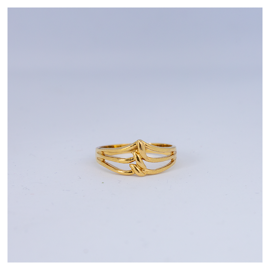 Voor: Vintage gouden ring met puntig design