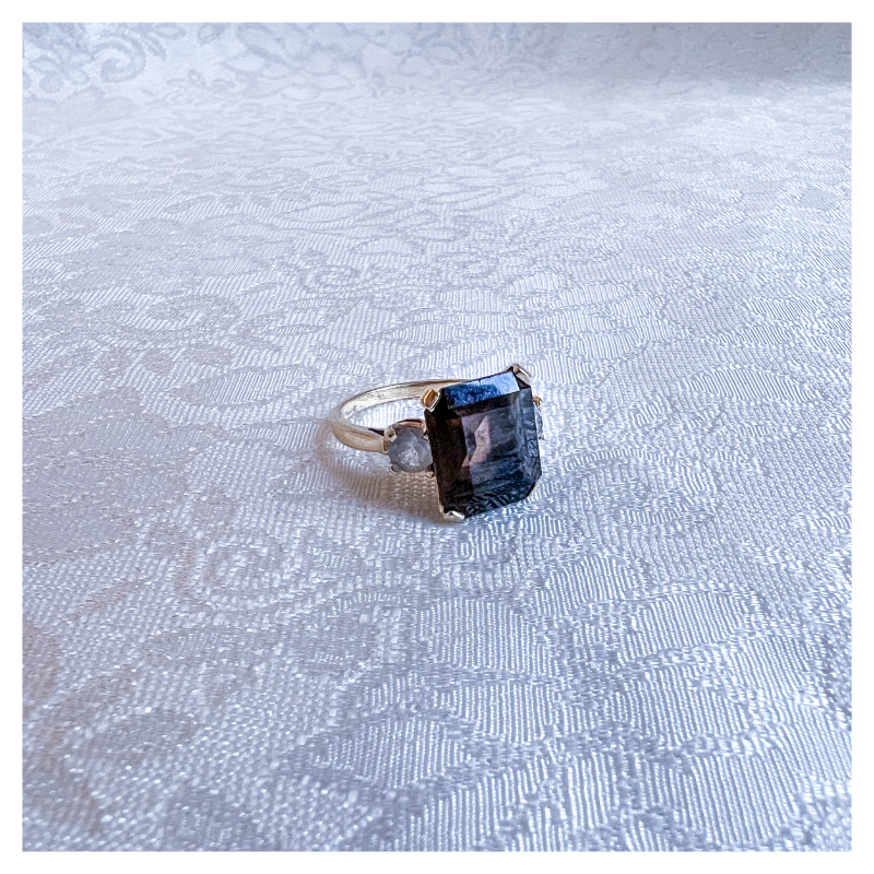 Vintage ring met grote rookkwarts